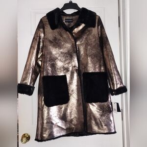 Ellen Tracy Shimmering Gold and Black  Jacket
